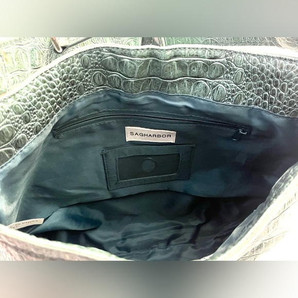 Sag Harbor Teal Crocodile-Embossed Women's Bag Purse - Picture 10 of 14